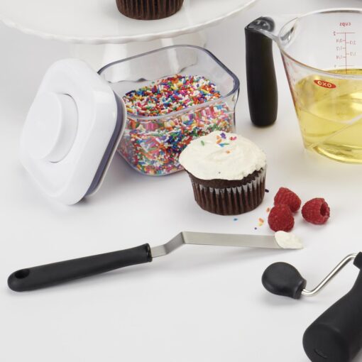 OXO Good Grips Cupcake Icing Spreader